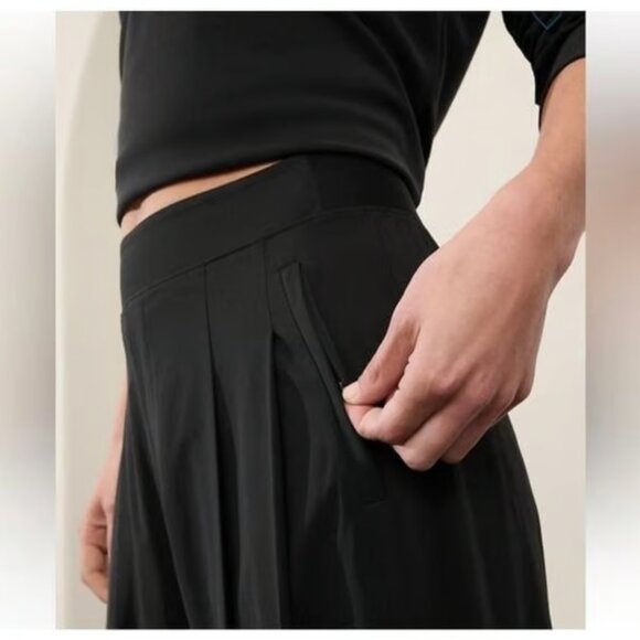 NWOT Athletha Brooklyn Wide Leg Pants 10 P - Picture 4 of 9